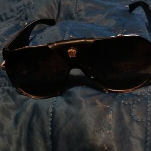 Black Aviator Men’s Sunglasses with Gold Accent